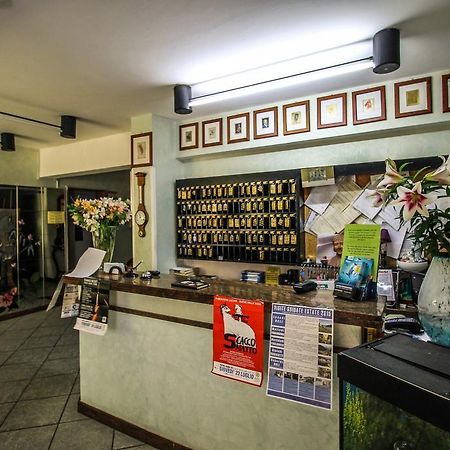 Hotel Minerva Pietra Ligure Dış mekan fotoğraf