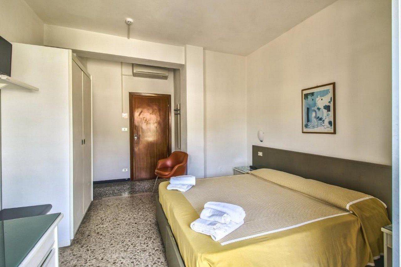 Hotel Minerva Pietra Ligure Dış mekan fotoğraf