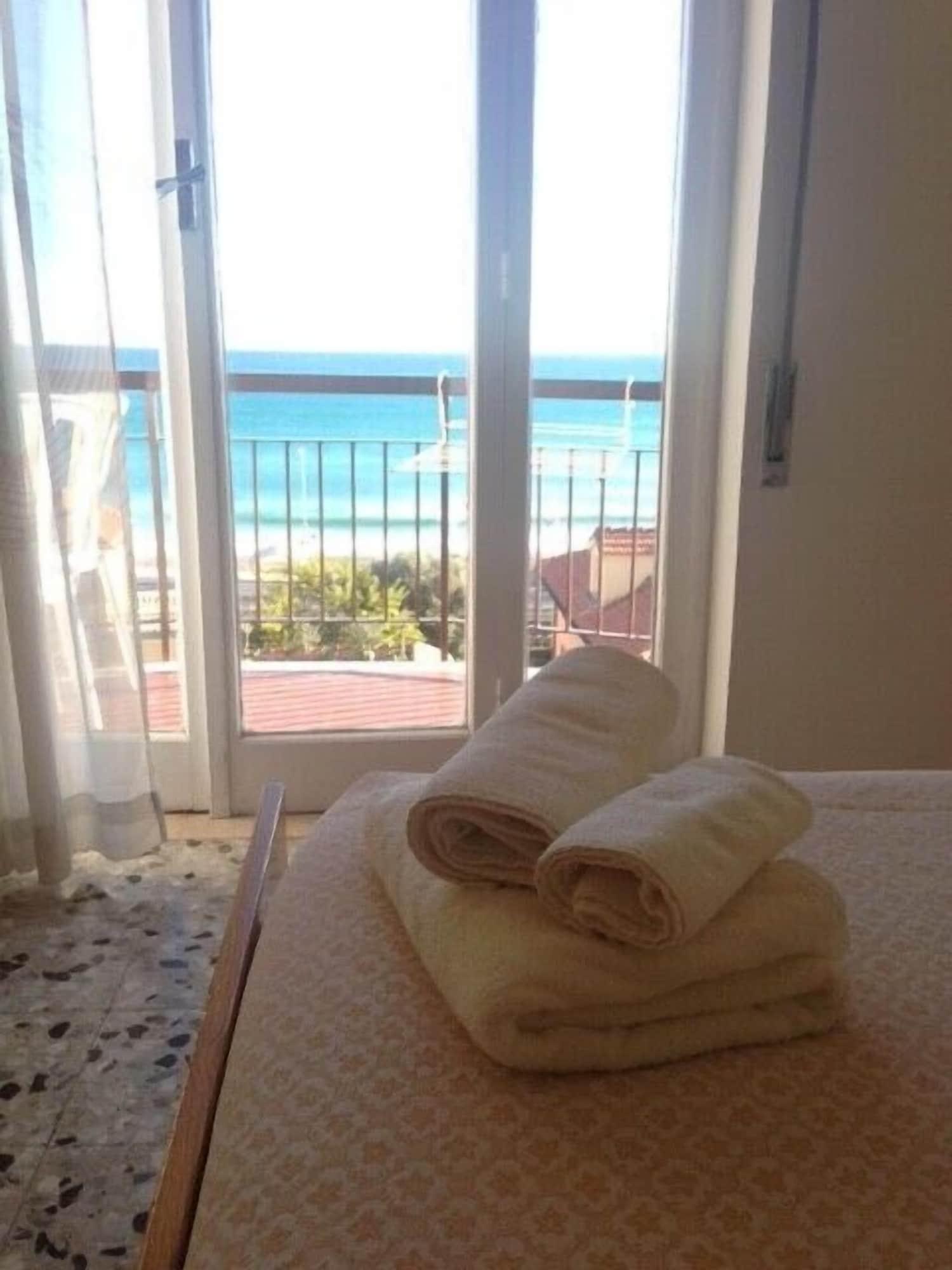 Hotel Minerva Pietra Ligure Dış mekan fotoğraf