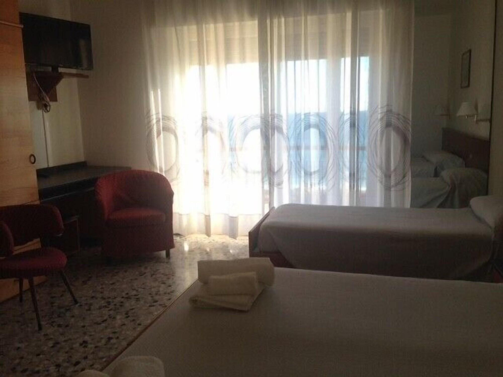 Hotel Minerva Pietra Ligure Dış mekan fotoğraf