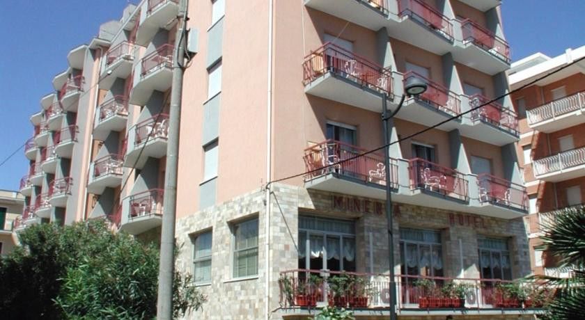 Hotel Minerva Pietra Ligure Dış mekan fotoğraf