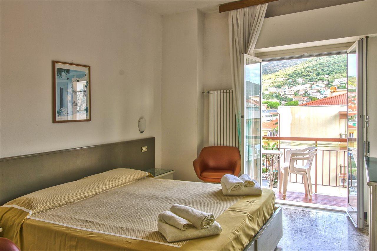 Hotel Minerva Pietra Ligure Dış mekan fotoğraf